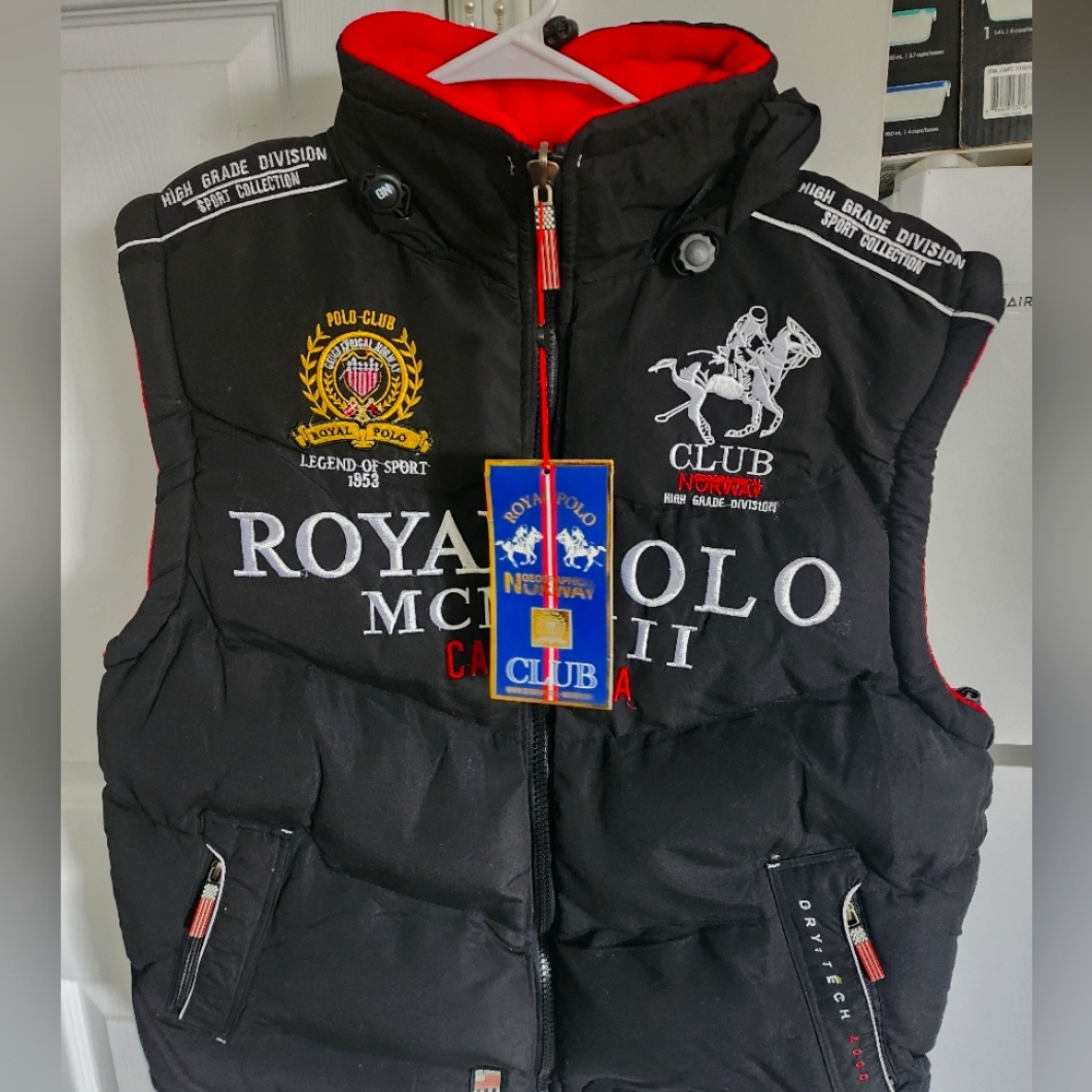 Geografical Norway Royal Polo Black Vest with Red Lining. 2 In 1(Reversable)